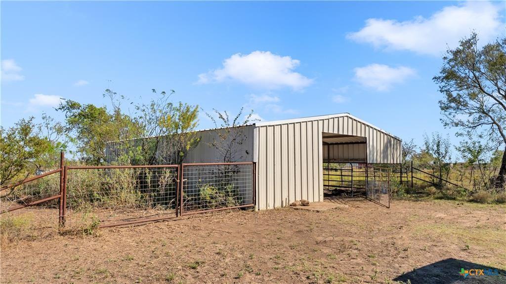 9902 County Road 210 Bertram TX 78605