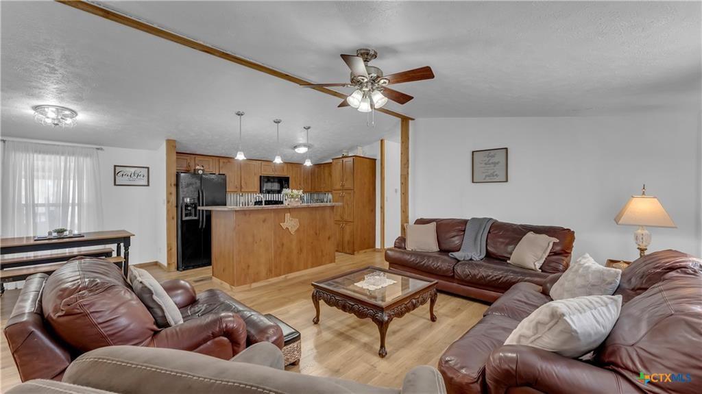 9902 County Road 210 Bertram TX 78605