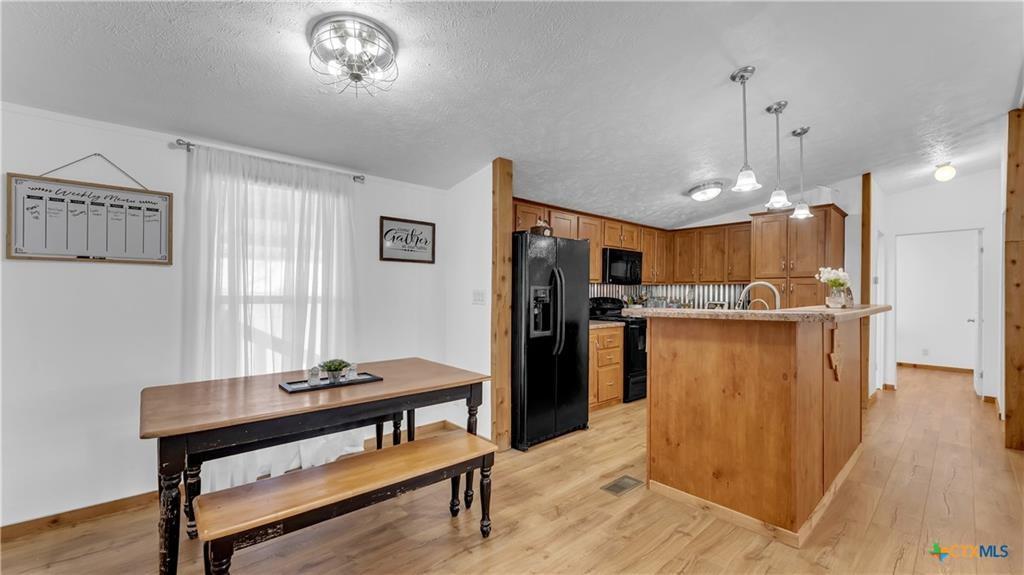 9902 County Road 210 Bertram TX 78605
