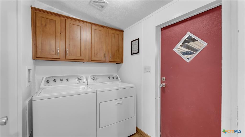 9902 County Road 210 Bertram TX 78605