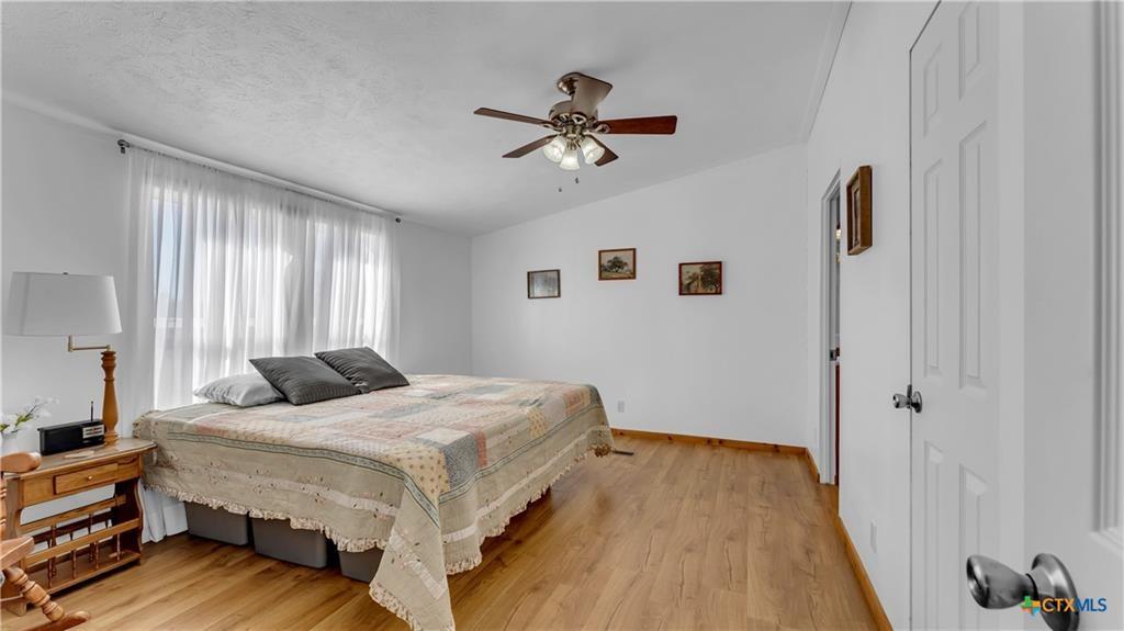 9902 County Road 210 Bertram TX 78605