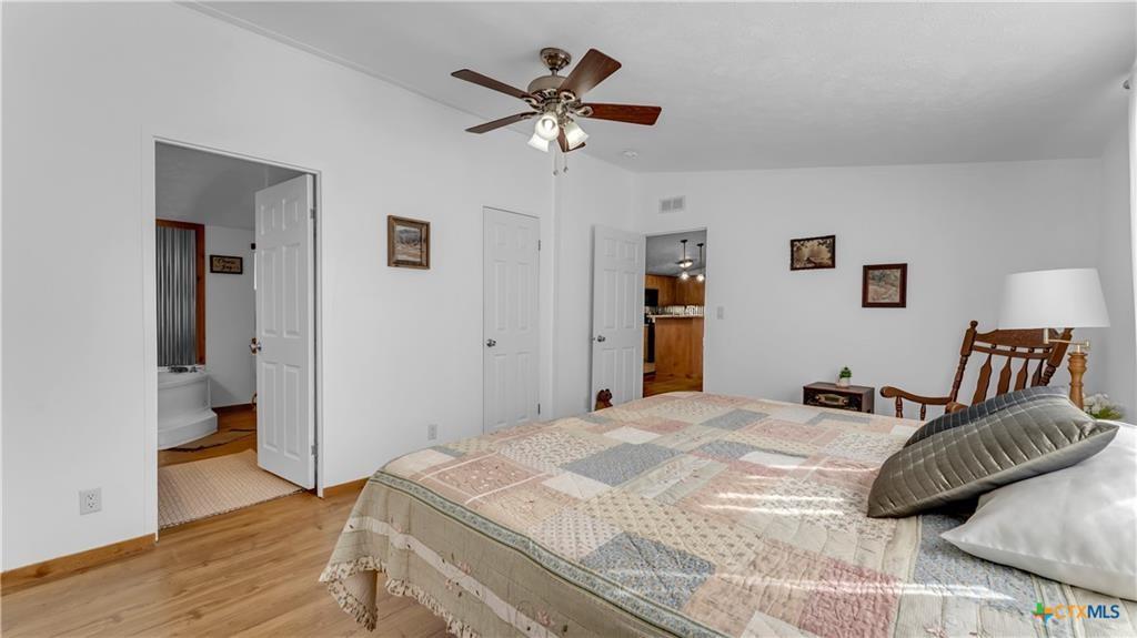 9902 County Road 210 Bertram TX 78605