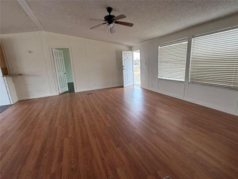 109 Cross Meadow Cove Hutto TX 78634