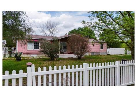1328 State Highway 21 W Cedar Creek TX 78612