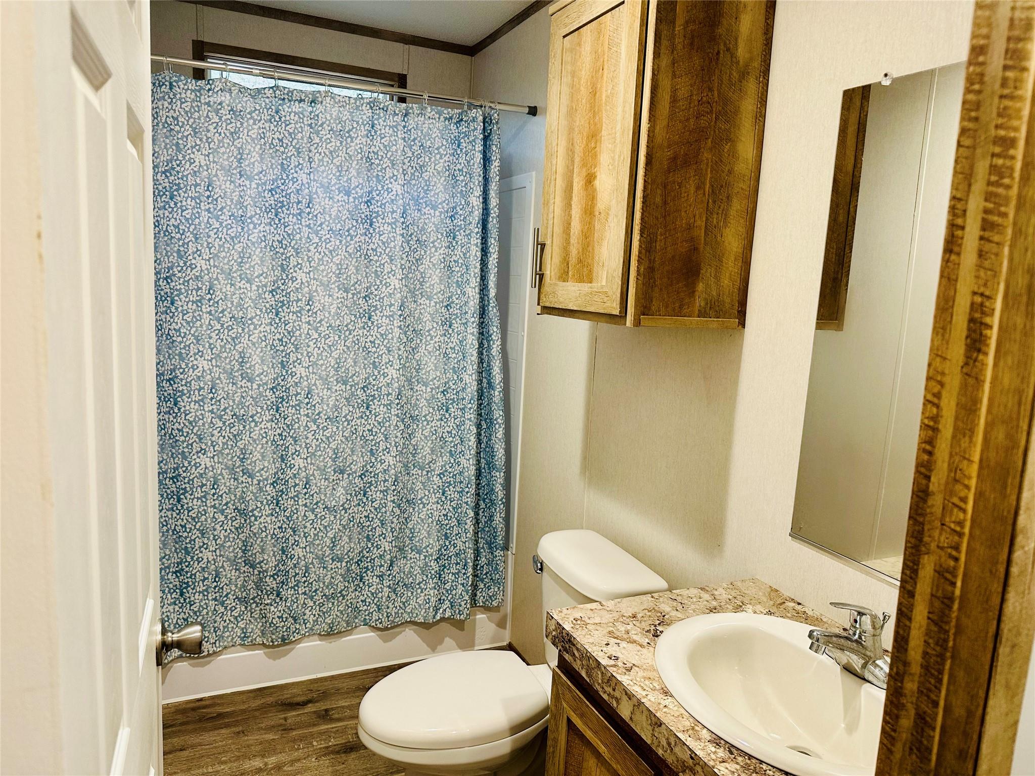 1053 Elm Crest Drive New Ulm TX 78950