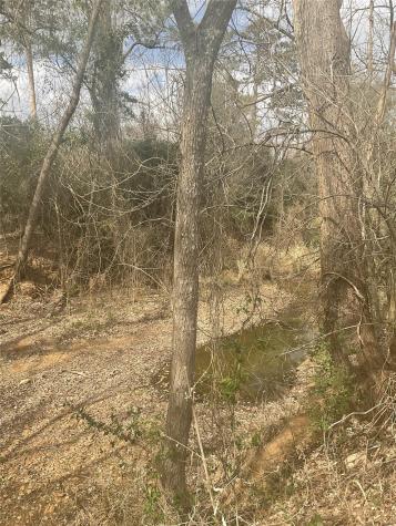 1225 W Highway 71 Highway W Smithville TX 78957
