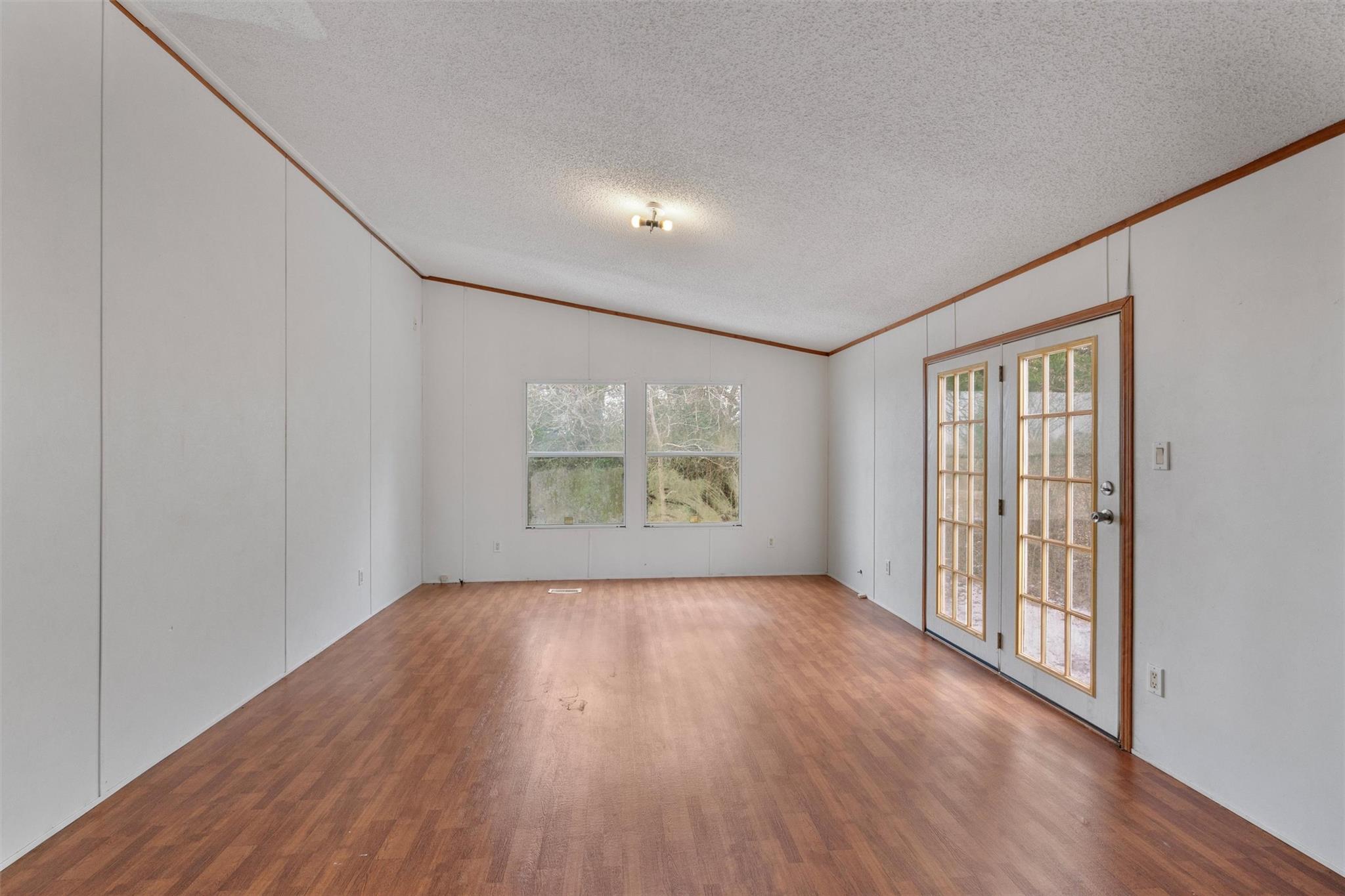 1100 County Road 474 Elgin TX 78621