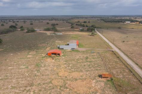 664 Garrett Road Yoakum TX 77995