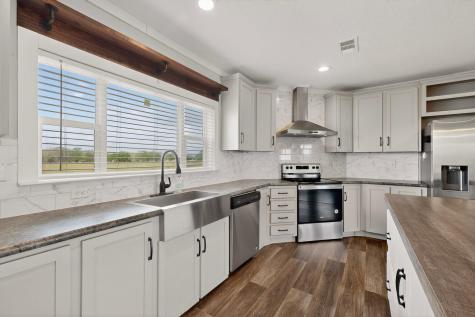 664 Garrett Road Yoakum TX 77995