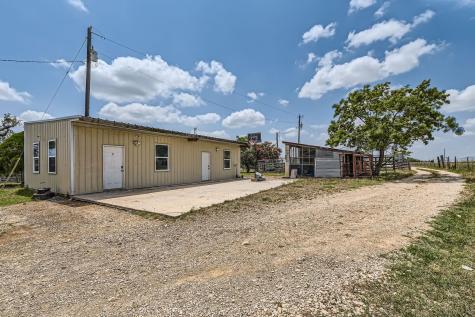 480 Grandpa Road Lockhart TX 78644