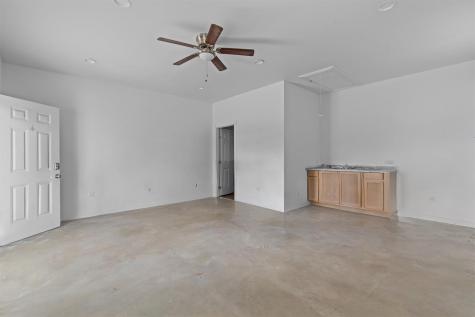 480 Grandpa Road Lockhart TX 78644