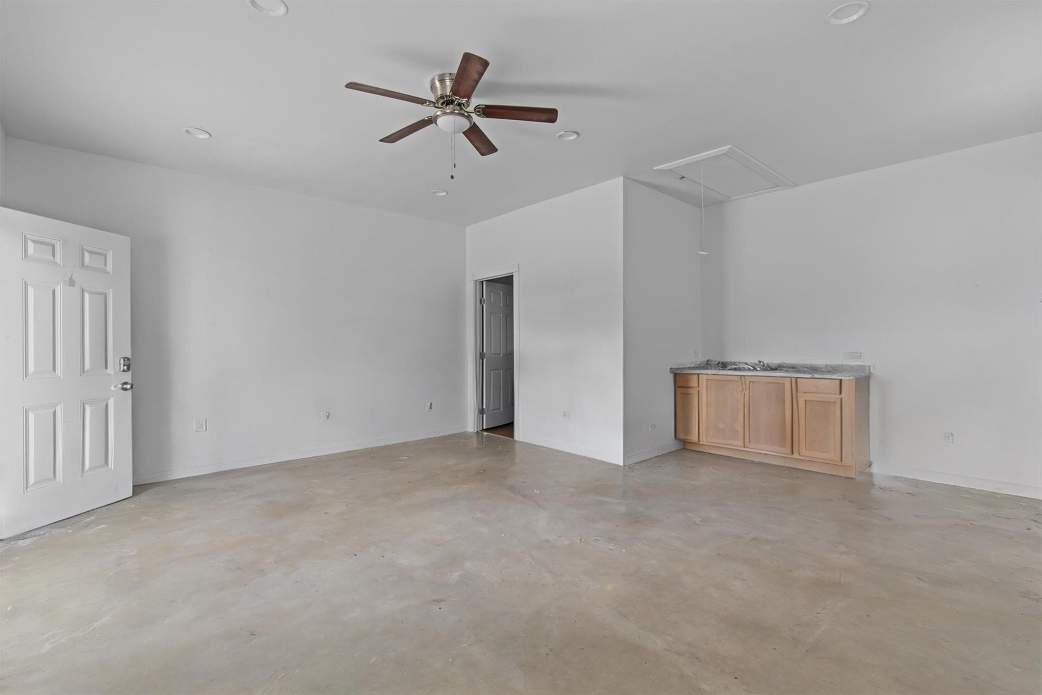 480 Grandpa Road Lockhart TX 78644