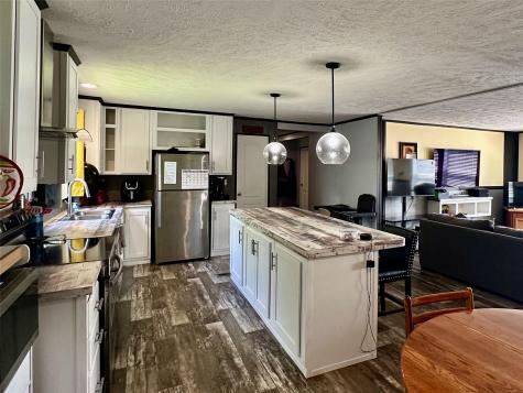 815 Track Road Dale TX 78616