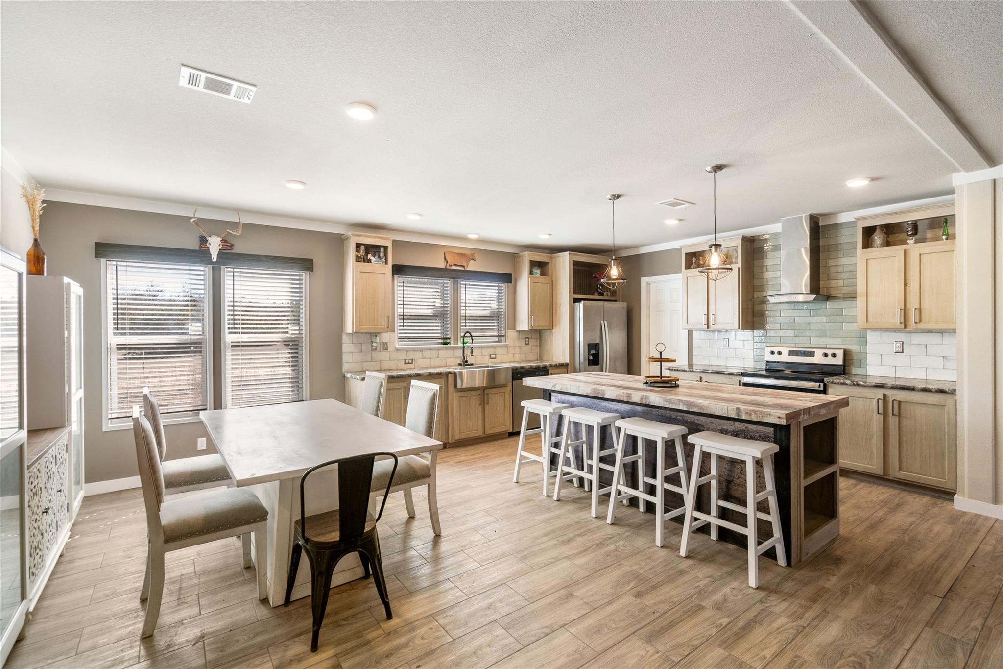 2175 County Road 153 Georgetown TX 78626