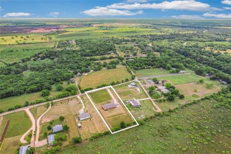 202 Lazy River Lane Elgin TX 78621