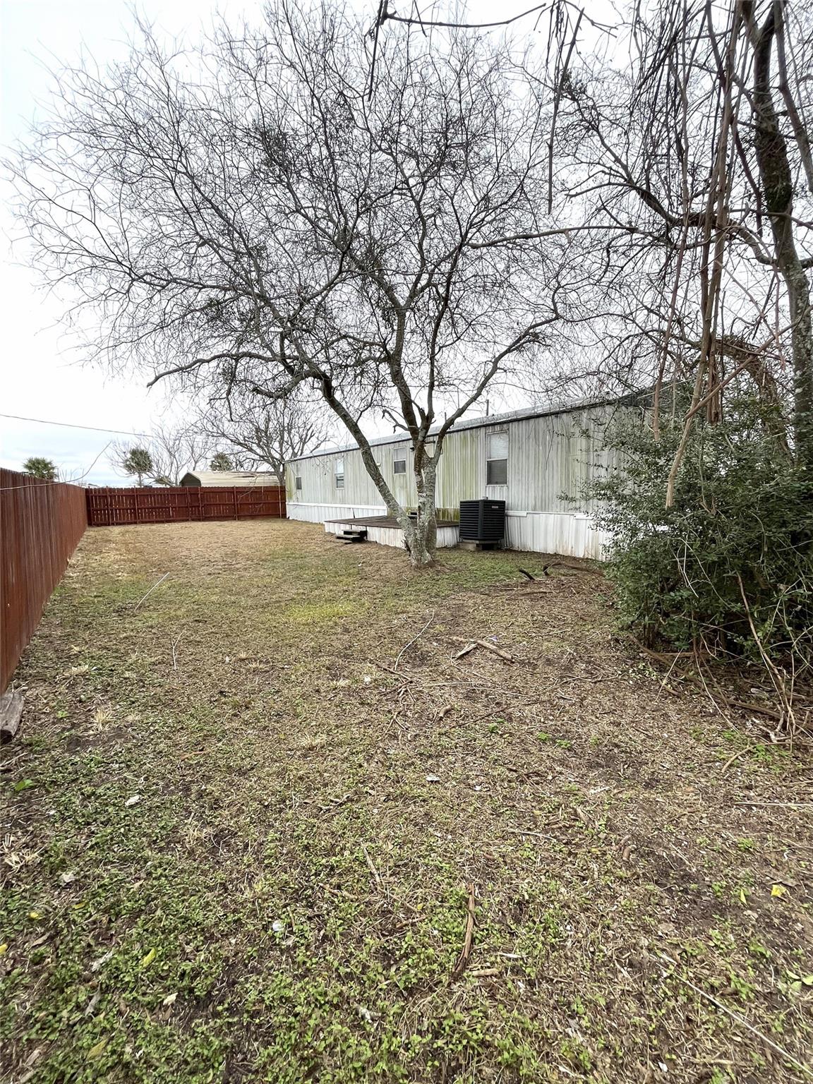 104 S Peach Street Seadrift TX 77983