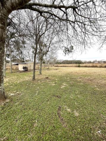 104 S Peach Street Seadrift TX 77983