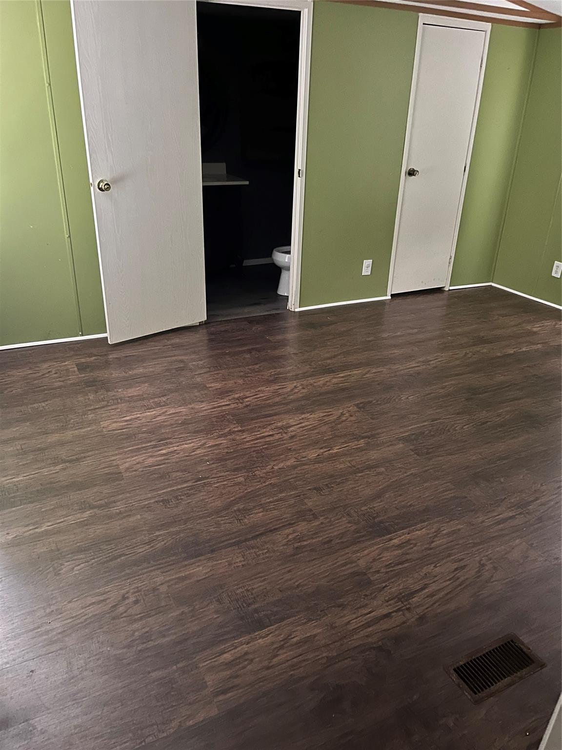 104 S Peach Street Seadrift TX 77983