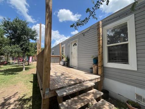 104 Agave Azul Cove Dale TX 78616