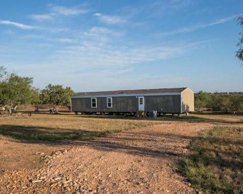 1096 County Road 447 Waelder TX 78959