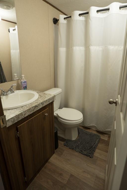 1096 County Road 447 Waelder TX 78959