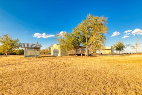 645 Old Luling Road Lockhart TX 78644