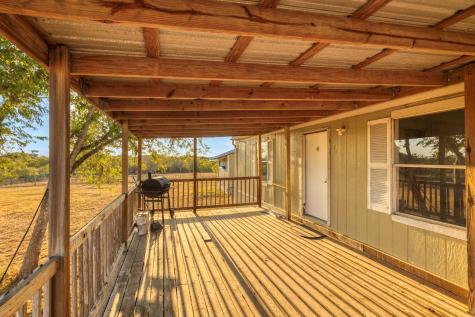 645 Old Luling Road Lockhart TX 78644