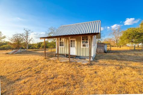 645 Old Luling Road Lockhart TX 78644