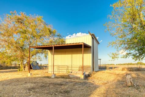 645 Old Luling Road Lockhart TX 78644