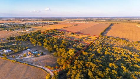 645 Old Luling Road Lockhart TX 78644