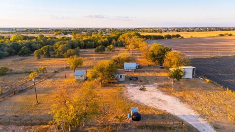 645 Old Luling Road Lockhart TX 78644
