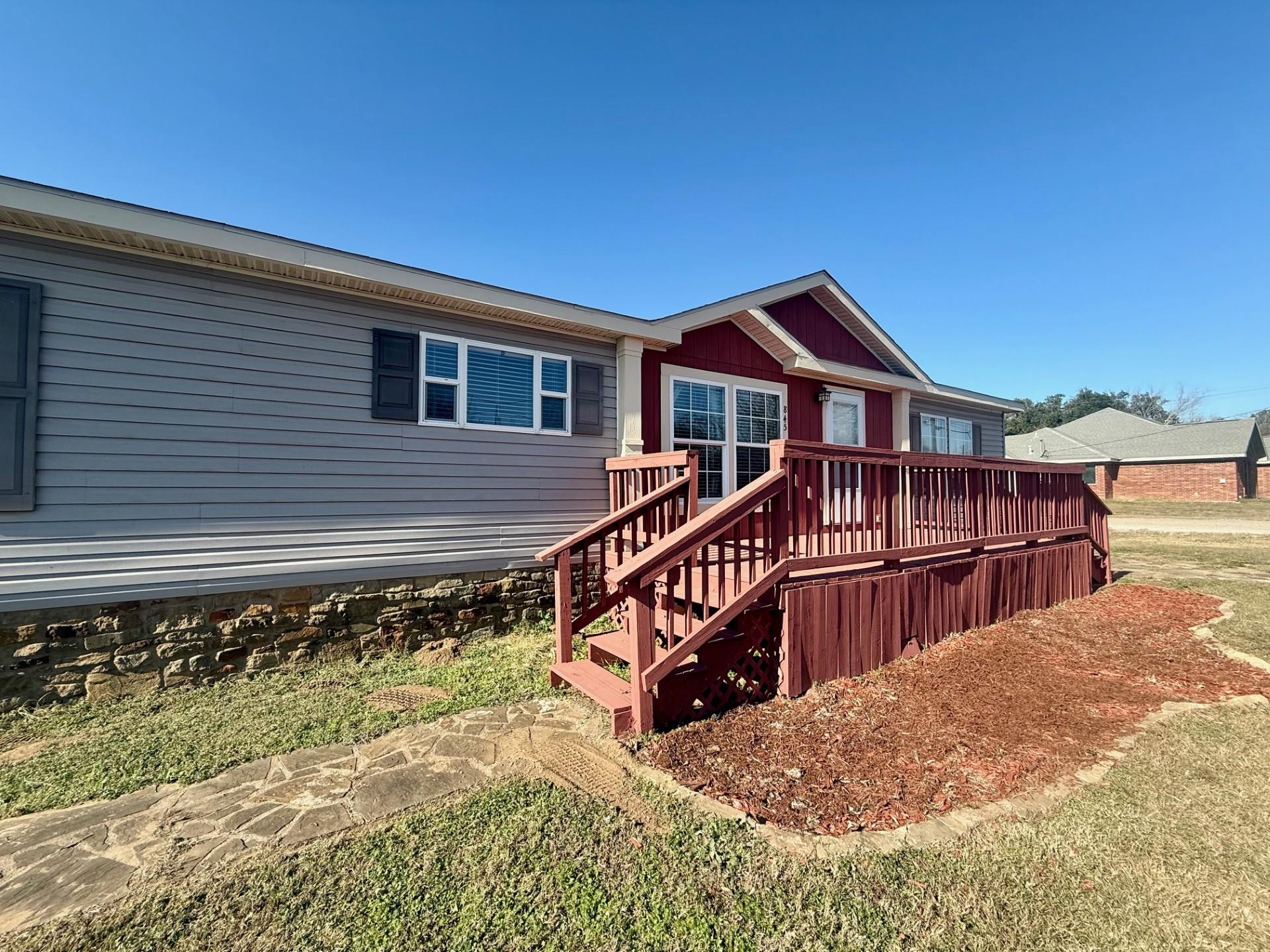 845 Caldwell Street Lexington TX 78947
