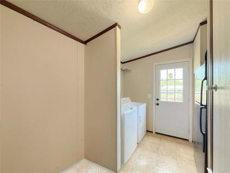845 Caldwell Street Lexington TX 78947