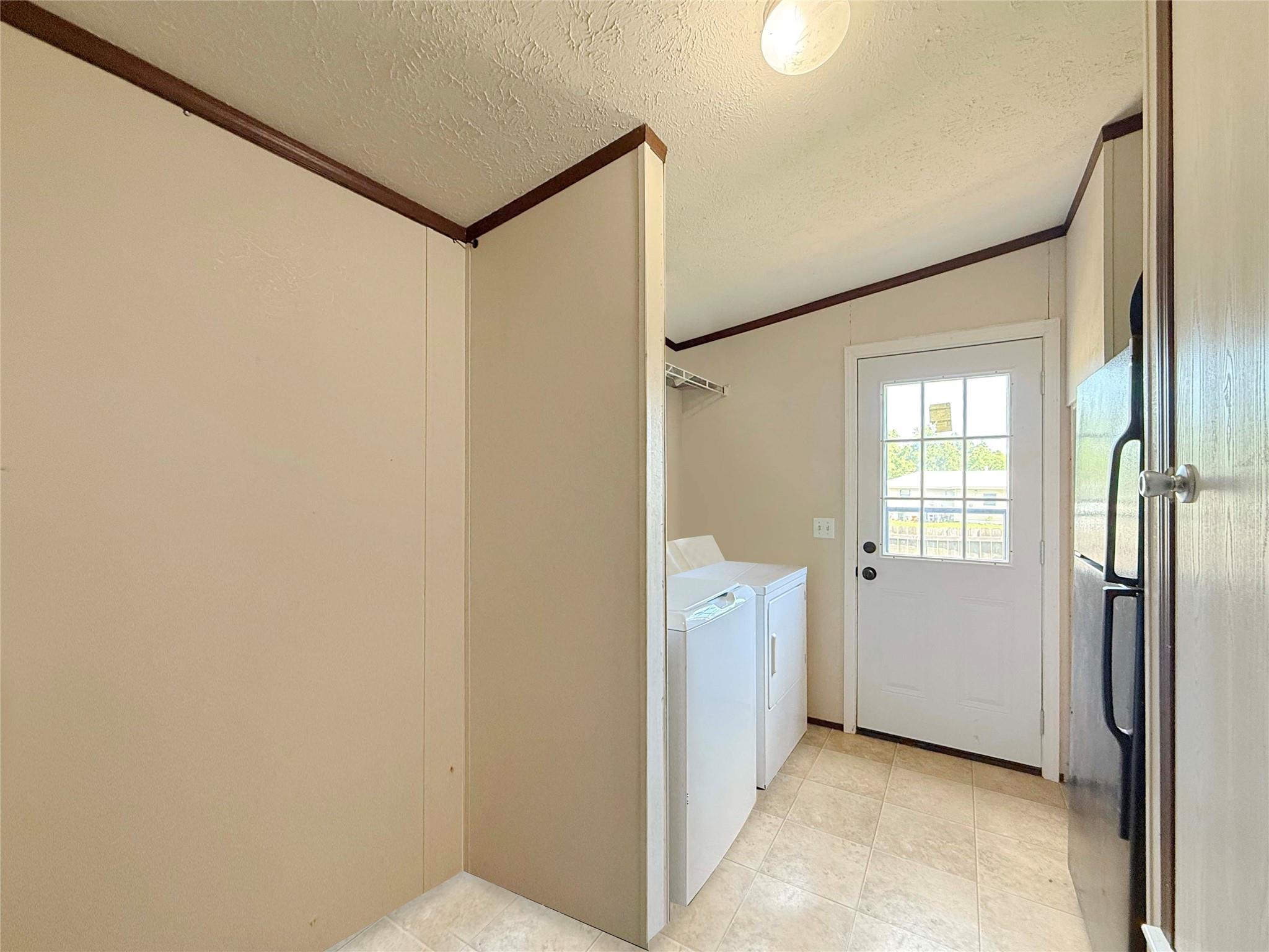 845 Caldwell Street Lexington TX 78947