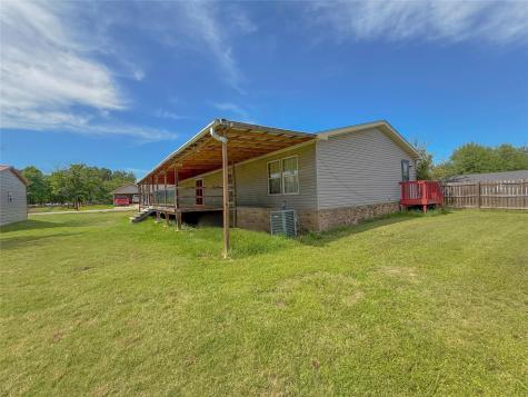 845 Caldwell Street Lexington TX 78947