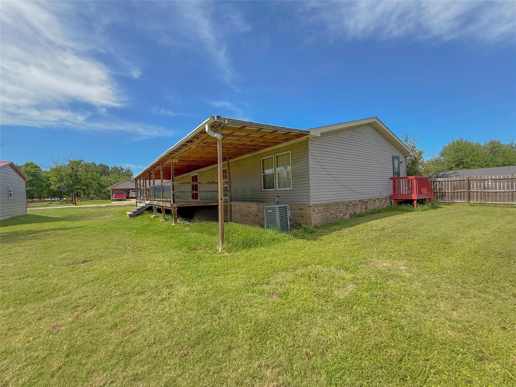 845 Caldwell Street Lexington TX 78947