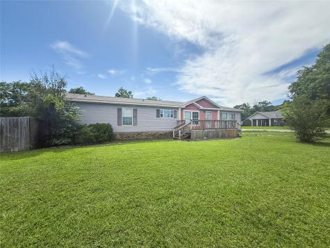 845 Caldwell Street Lexington TX 78947