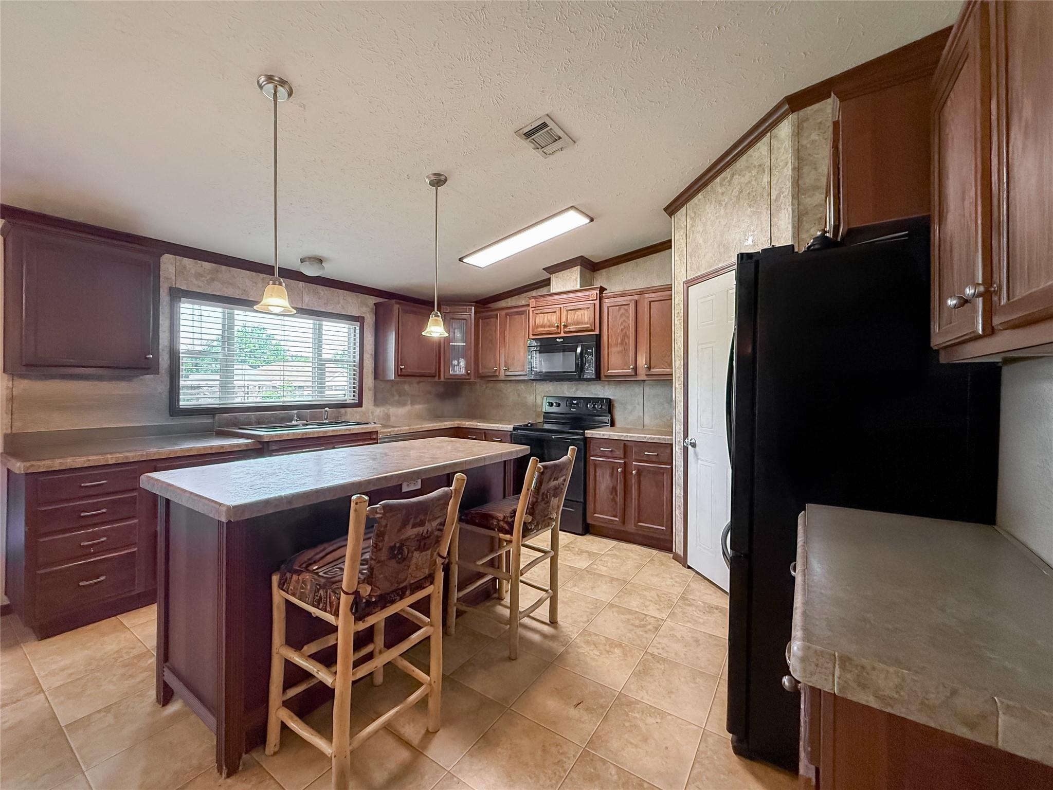 845 Caldwell Street Lexington TX 78947
