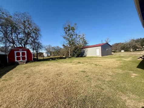 845 Caldwell Street Lexington TX 78947