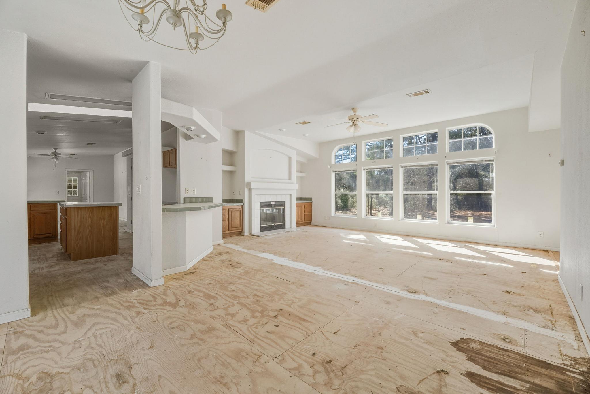 171 Mustang Drive Paige TX 78659