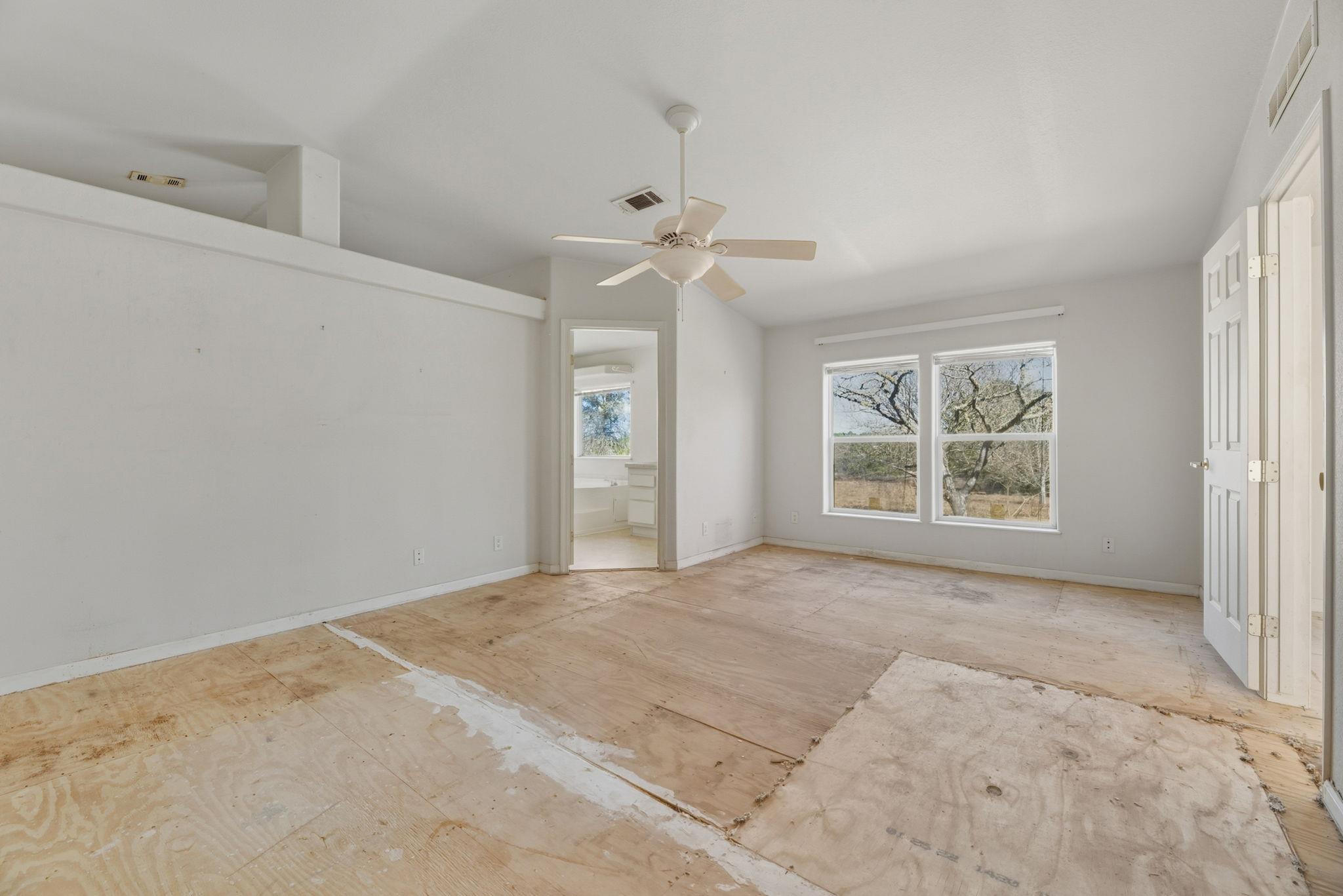 171 Mustang Drive Paige TX 78659