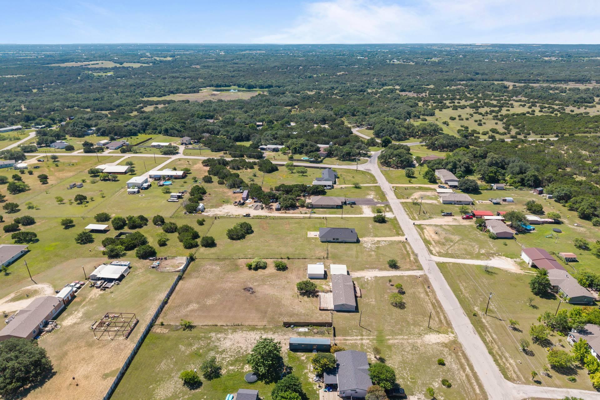 901 Thousand Oaks Trail Liberty Hill TX 78642