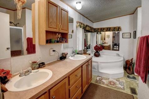 181 Lockwood Road Red Rock TX 78662