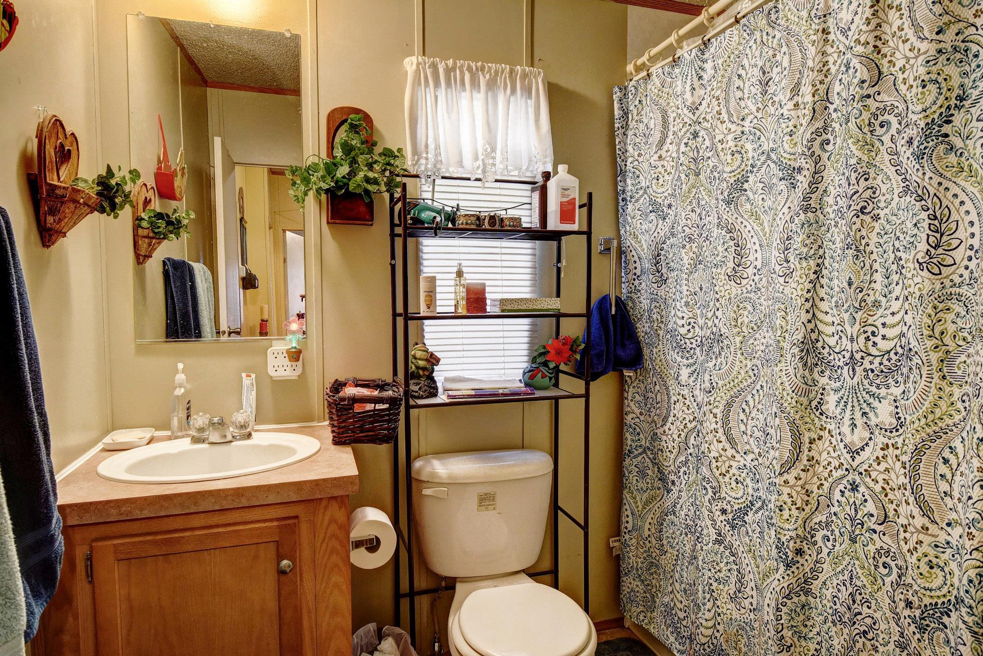 181 Lockwood Road Red Rock TX 78662