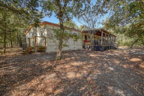181 Lockwood Road Red Rock TX 78662