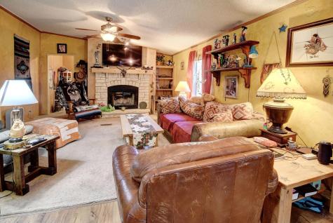 181 Lockwood Road Red Rock TX 78662