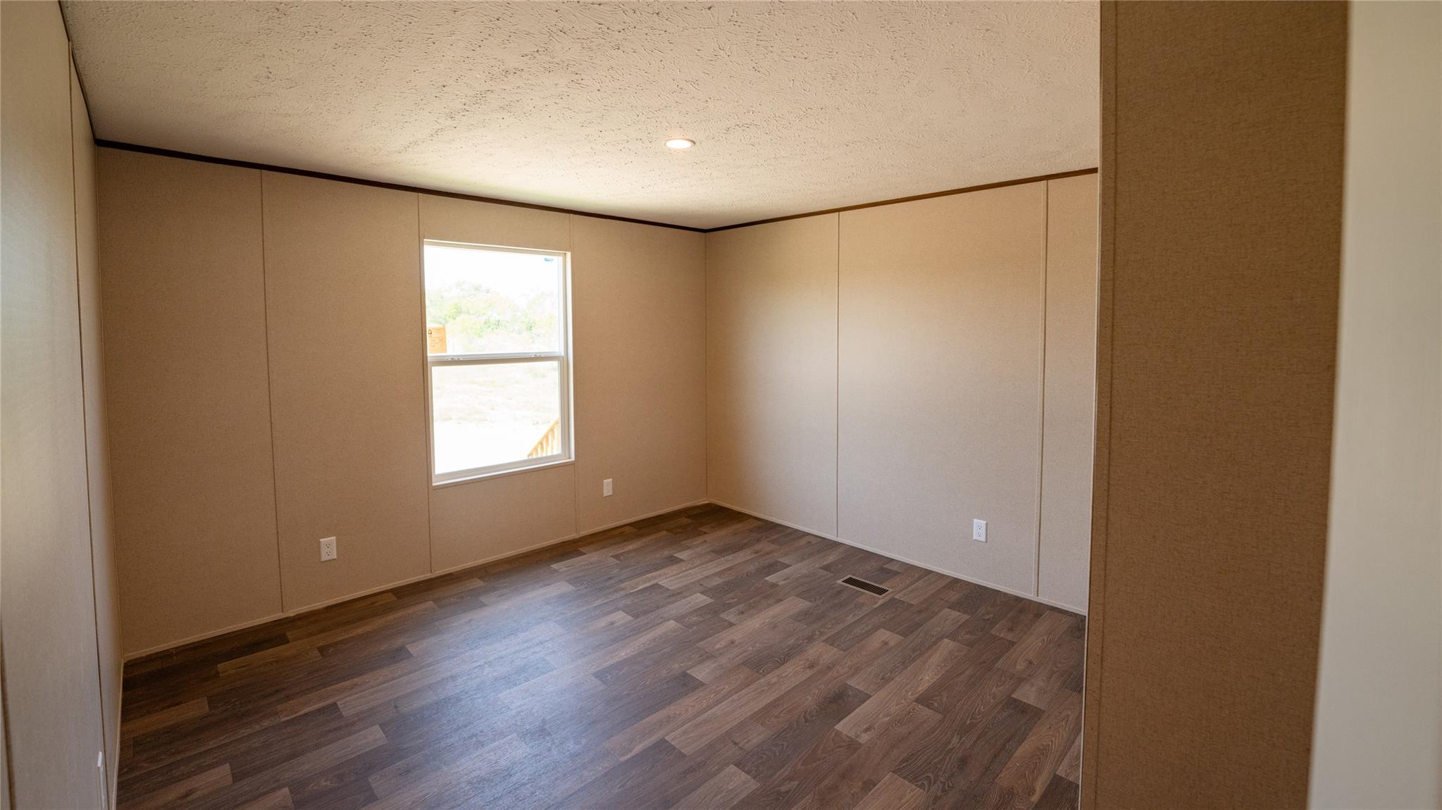 1121 Callihan Road Luling TX 78648