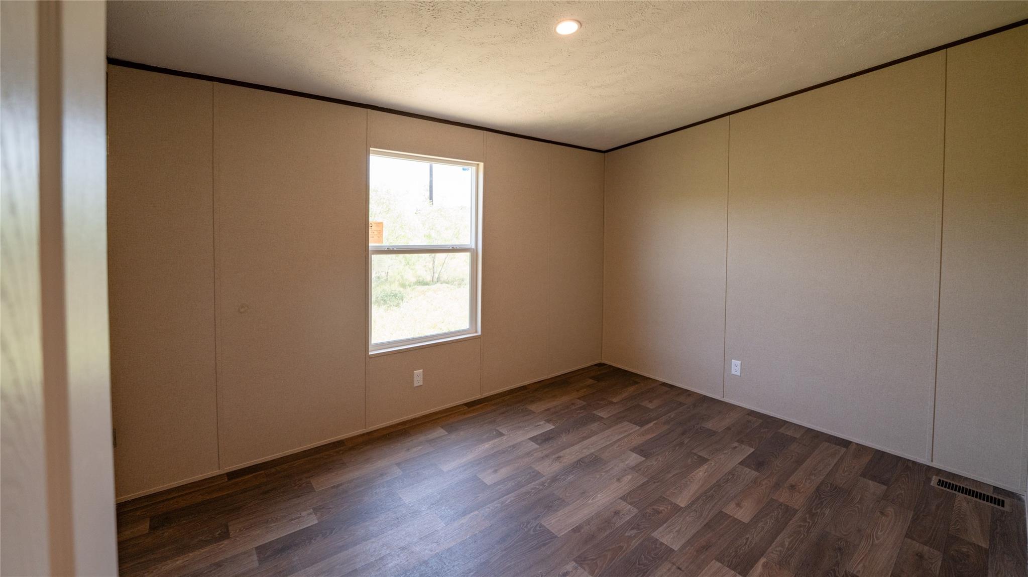 1121 Callihan Road Luling TX 78648