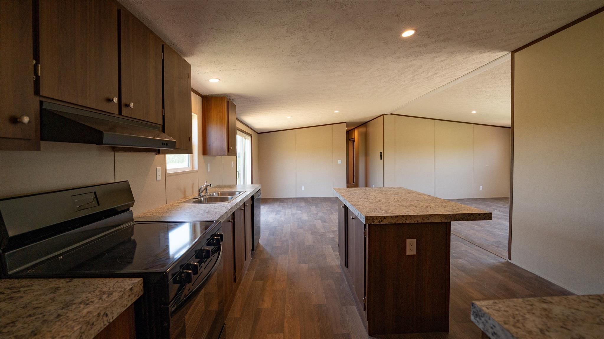 1121 Callihan Road Luling TX 78648