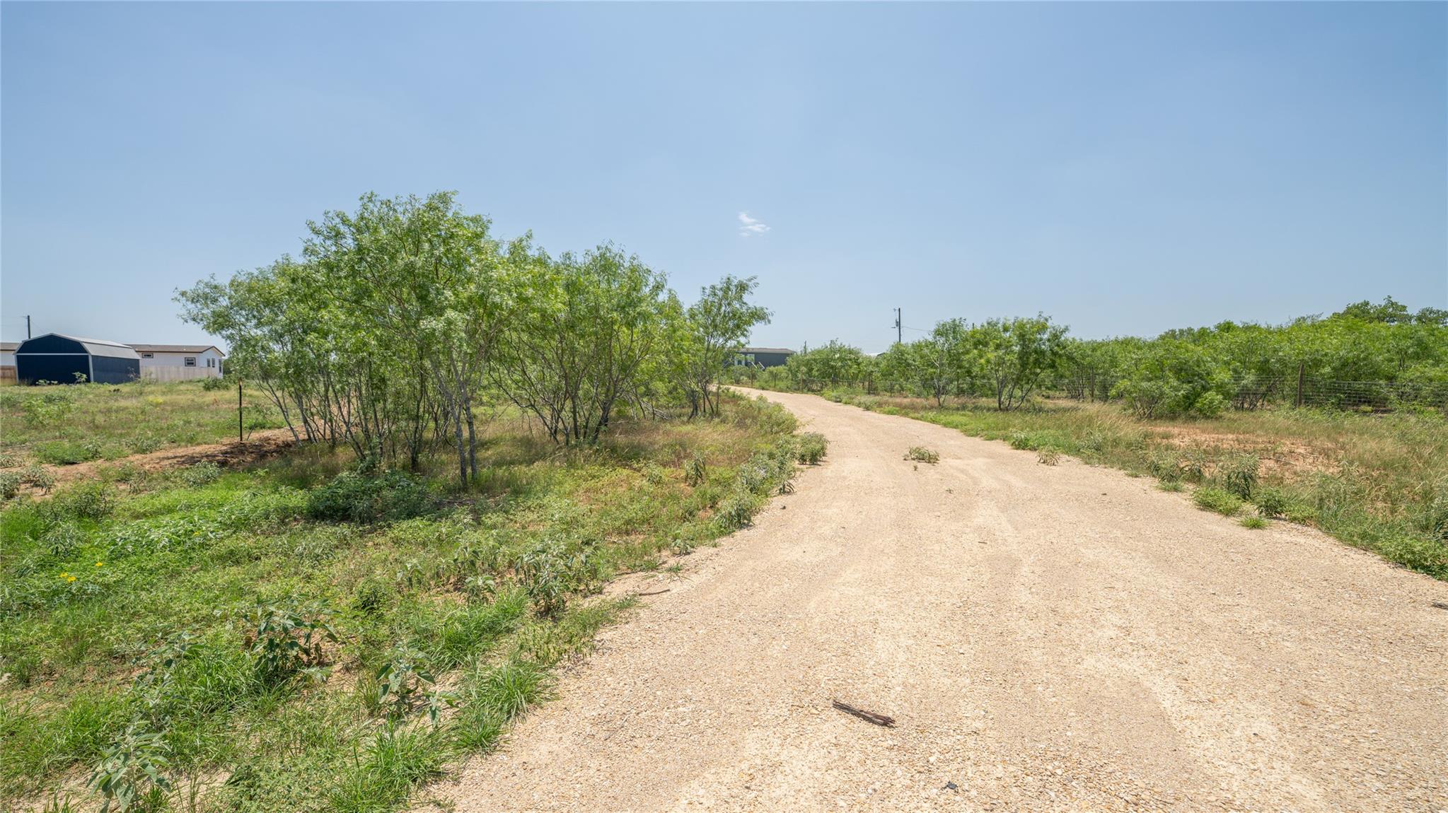 1121 Callihan Road Luling TX 78648